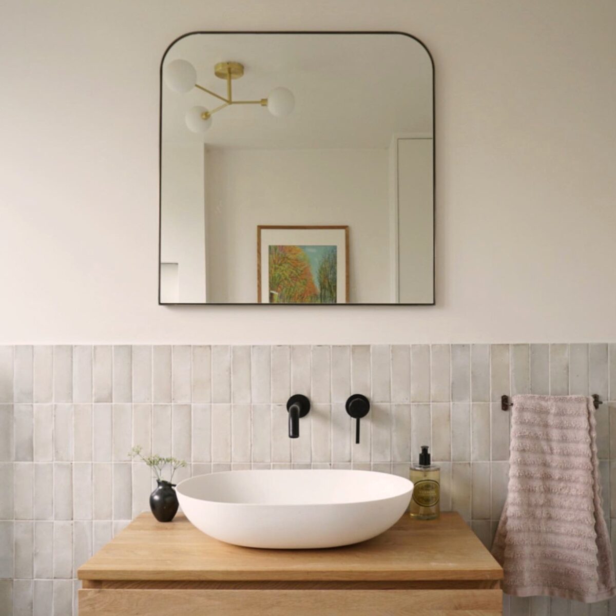 Brass 3 light flush ceiling light - Image 11