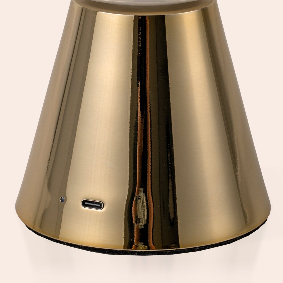 Brass dome cordless table lamp - Image 4