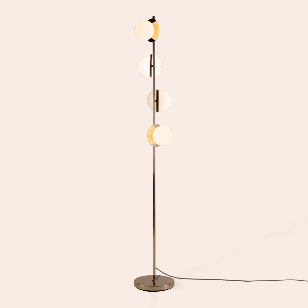 Brass opal disk floor lamp EU - Image 10