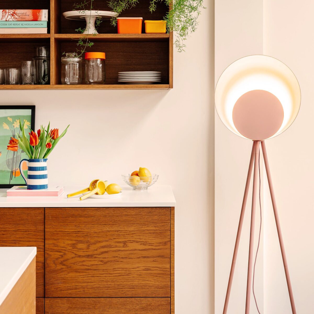 Blossom pink diffuser floor lamp - Image 7