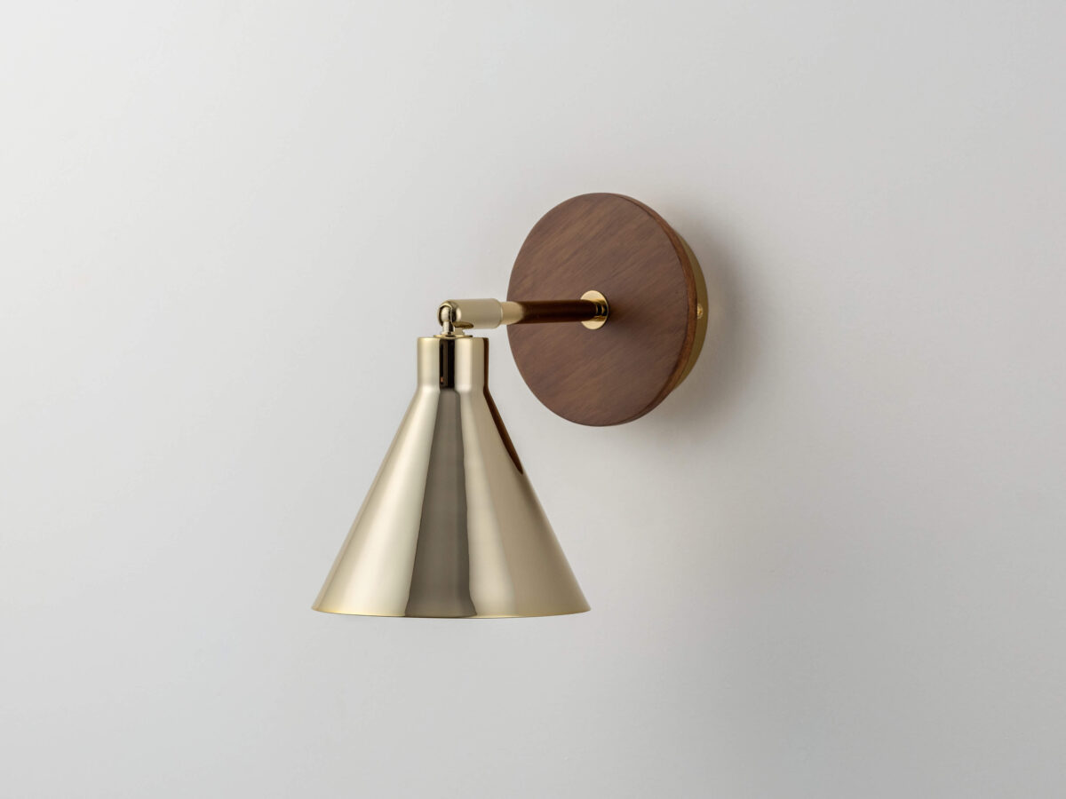 Brass cone wall light - Image 8