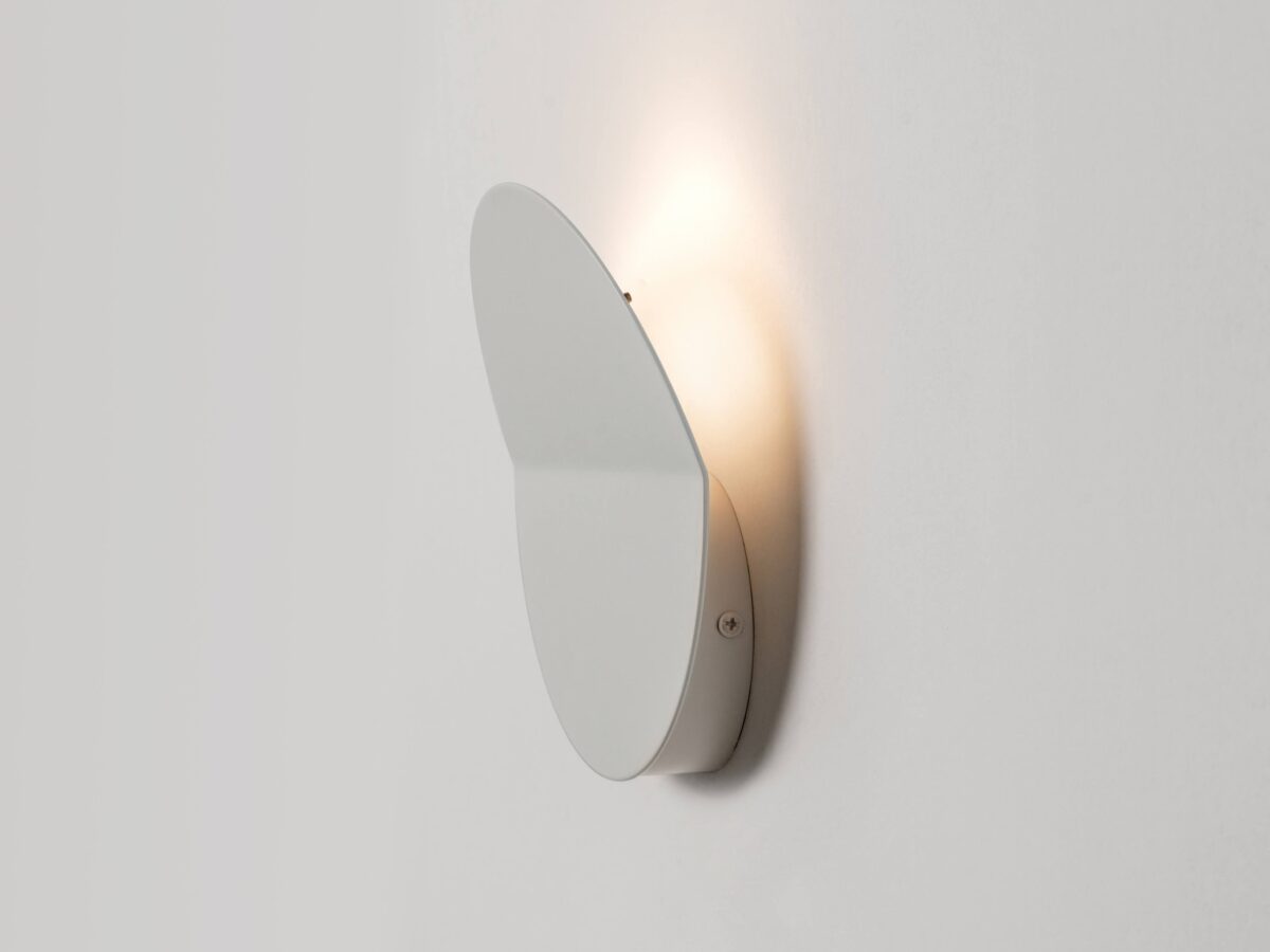 Sand grey diffuser wall light - Image 2
