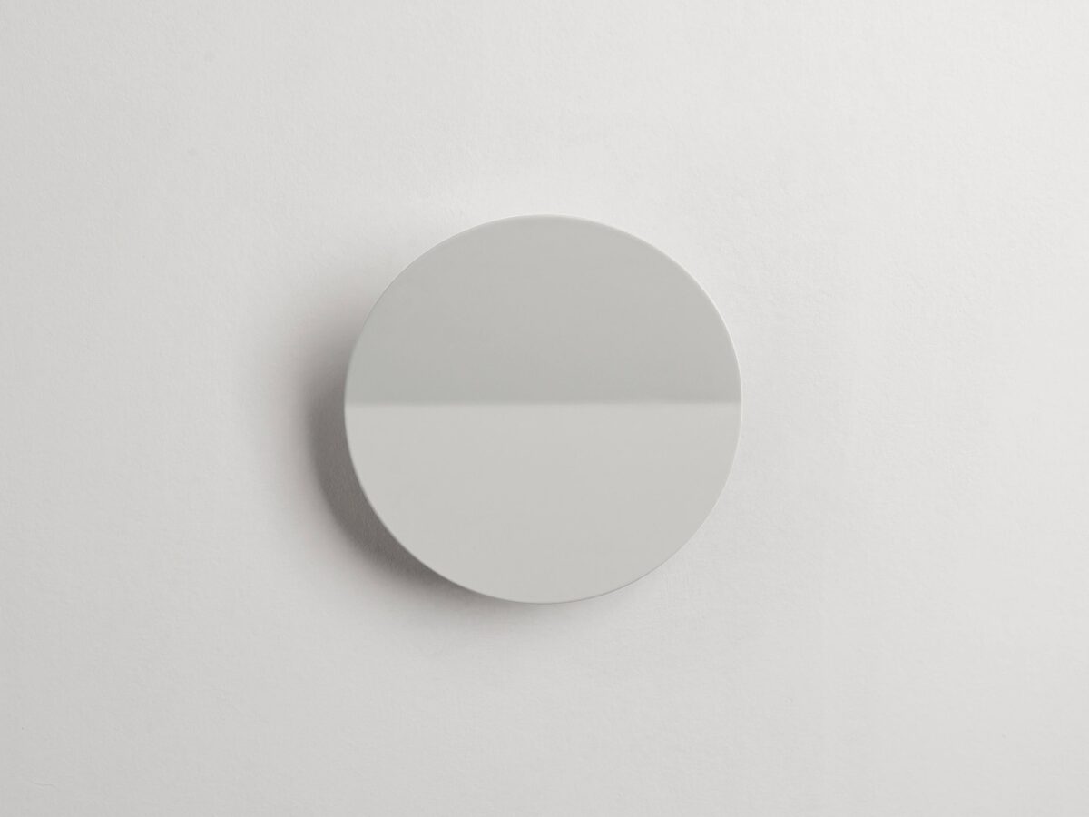 Sand grey diffuser wall light - Image 5
