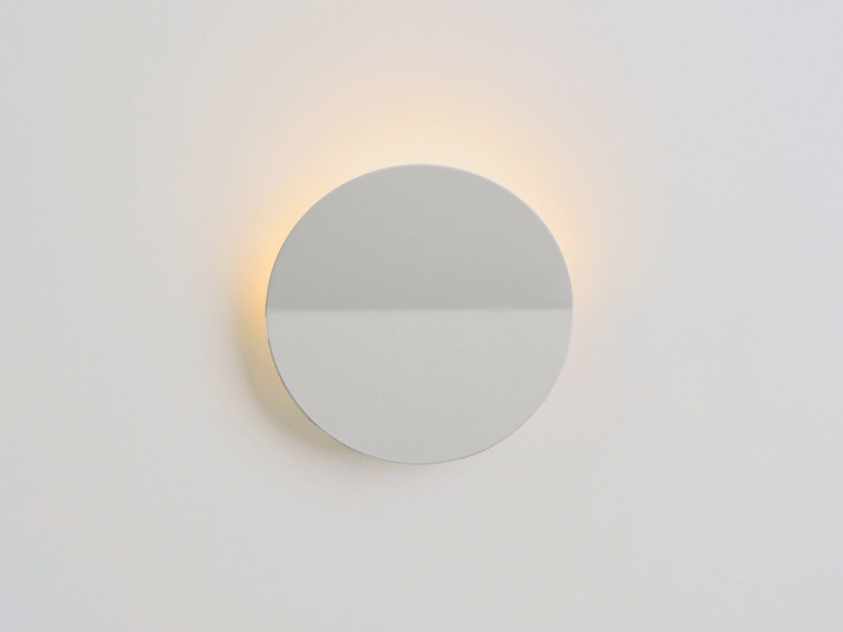 Sand grey diffuser wall light - Image 1