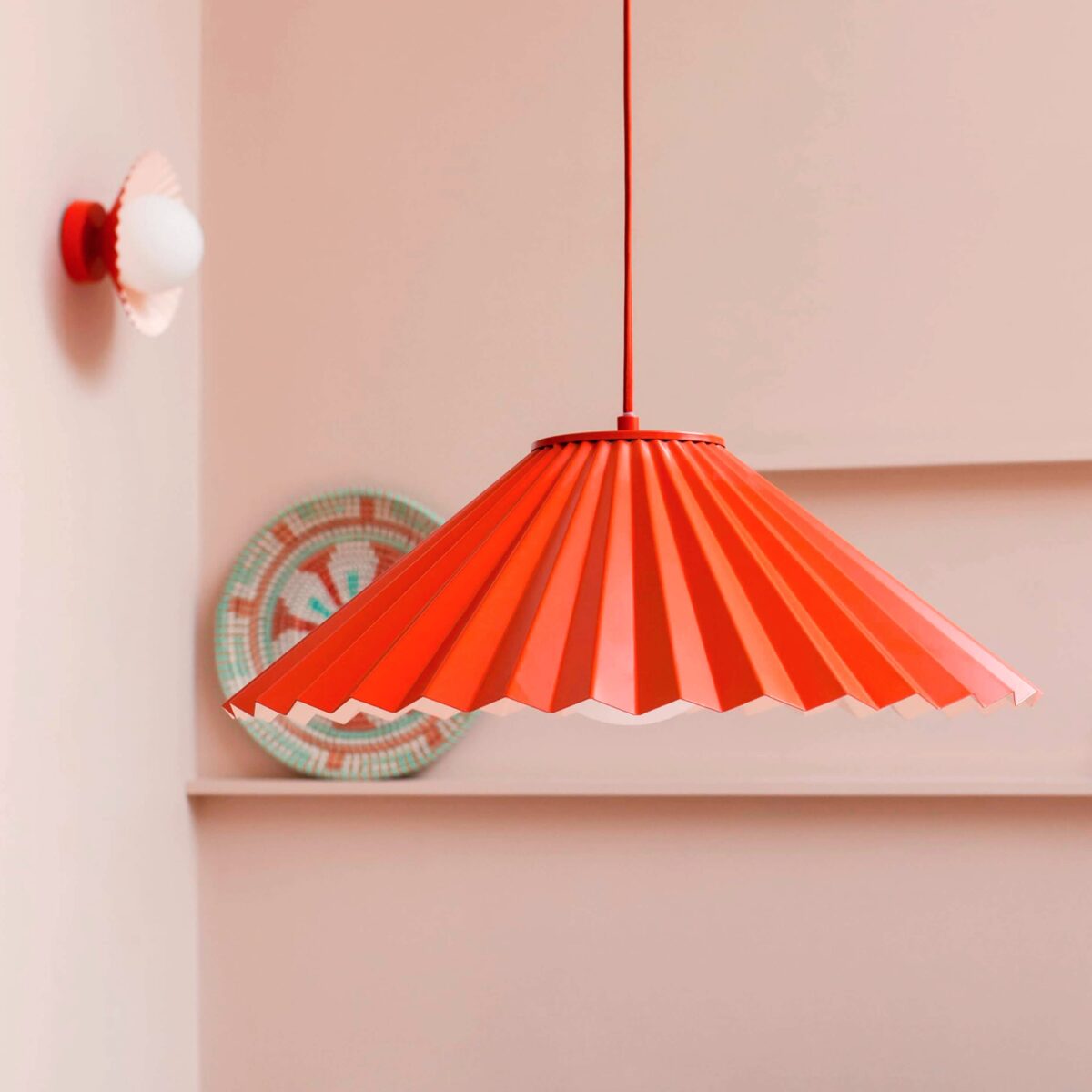 Burnt orange large pleat pendant ceiling light - Image 9