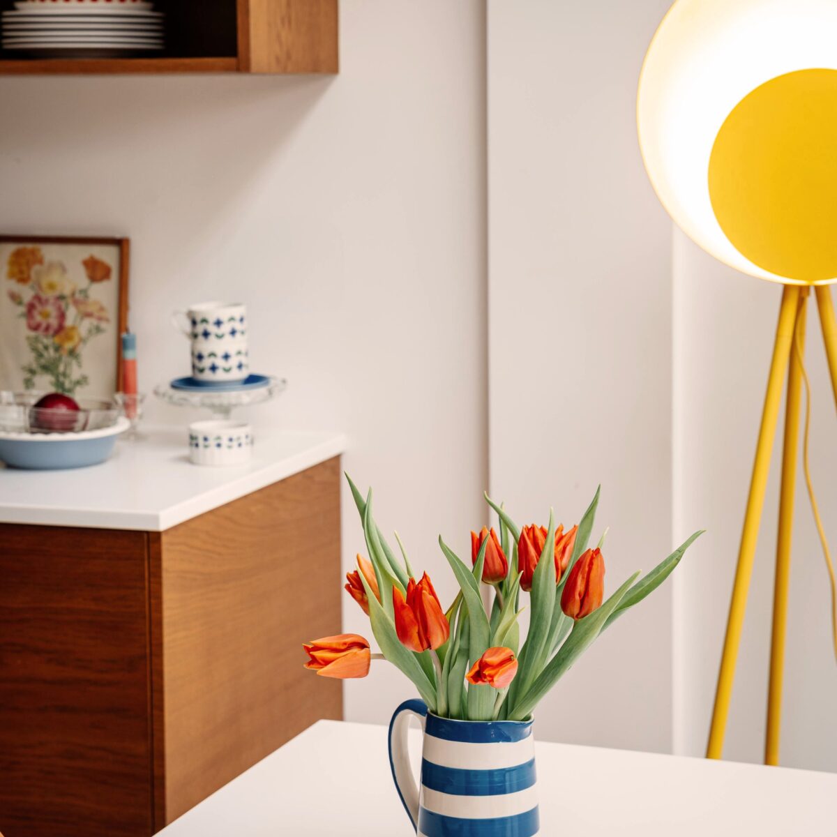 Yolk yellow diffuser floor lamp - Image 7