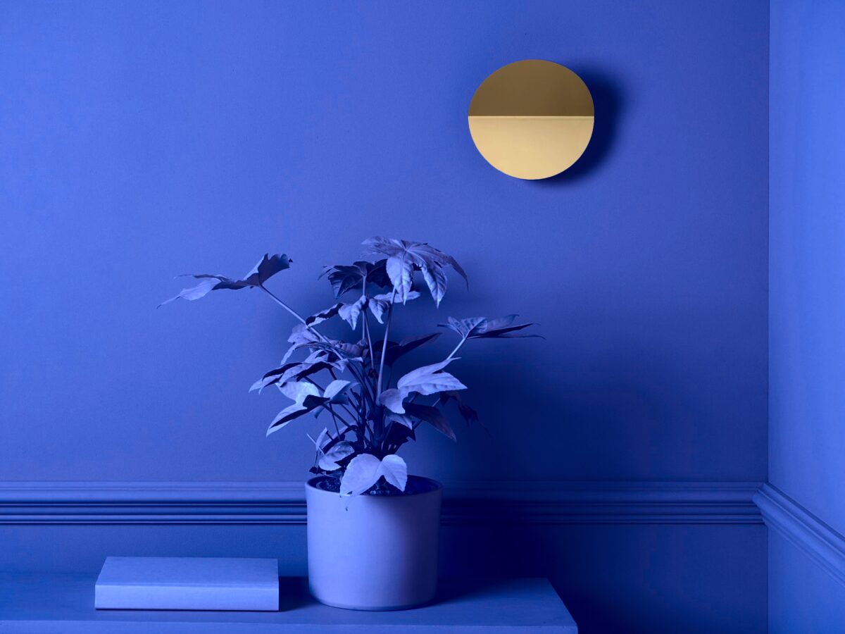 Brass diffuser wall light - Image 3