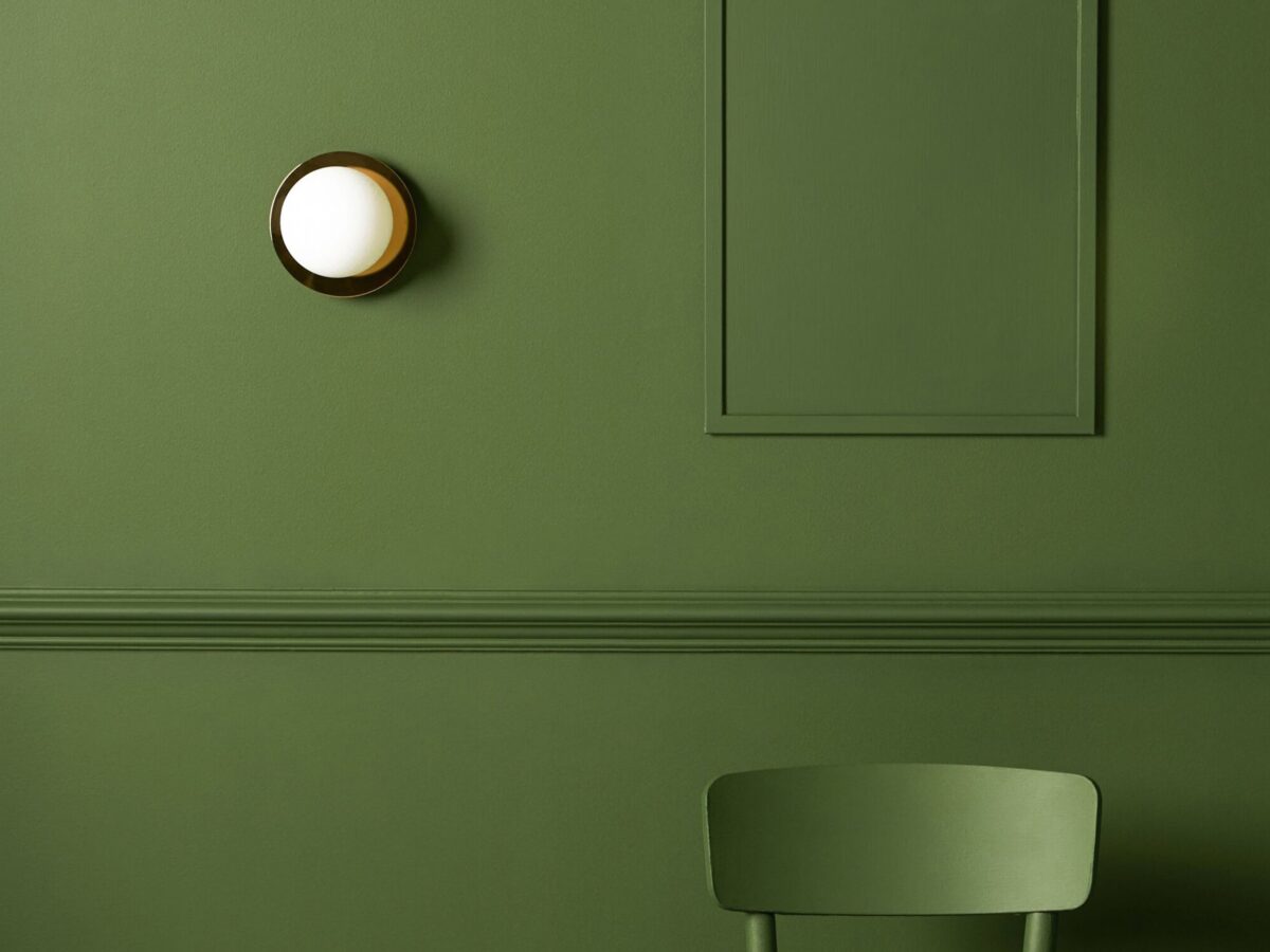 Brass opal disk wall light - Image 9