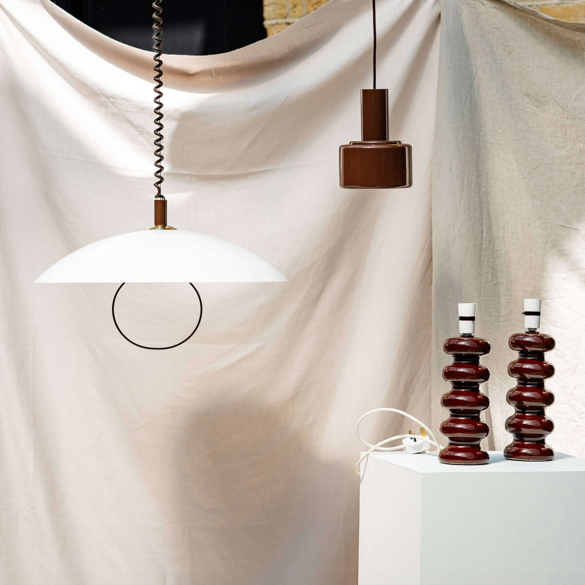 Amber large bell ceiling pendant - Image 3