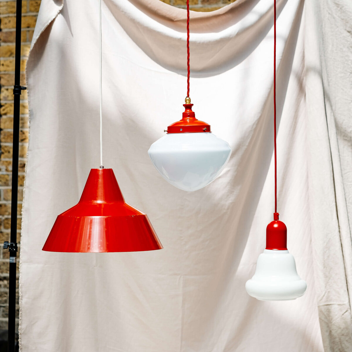 Amber large bell ceiling pendant - Image 5