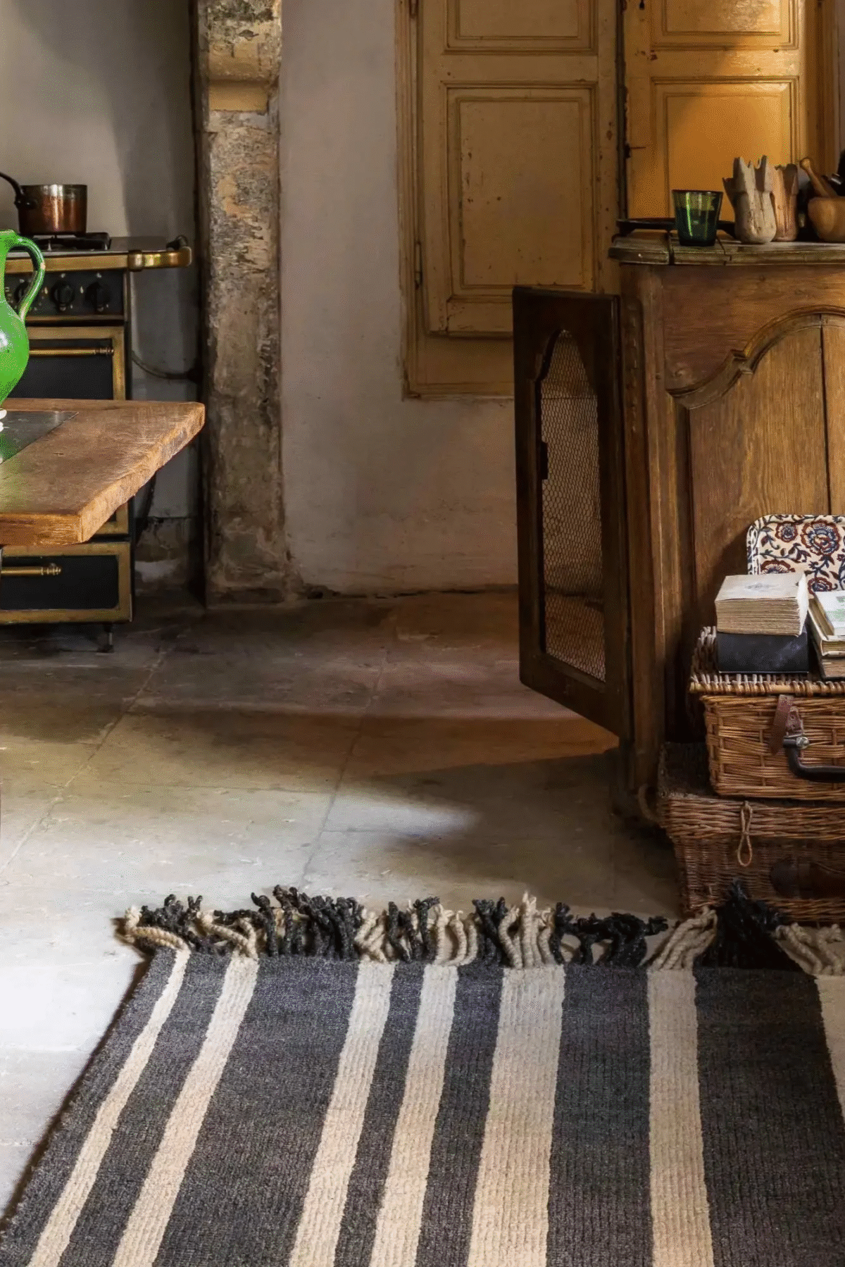 Colonnade No.05 Rug - Image 3
