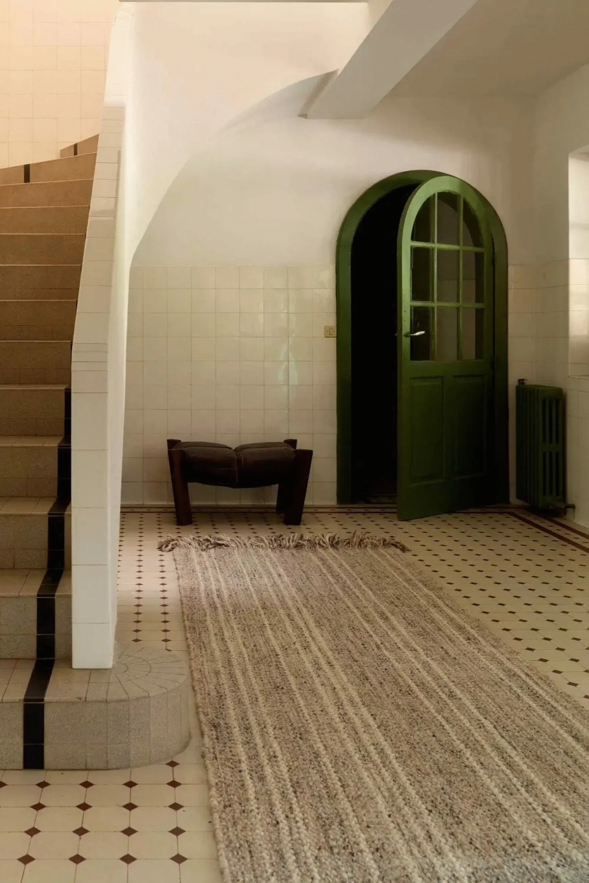 Colonnade No.07 Rug - Image 3