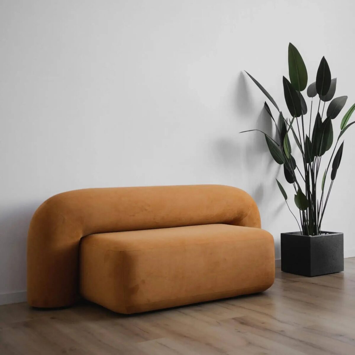 Moss 2400 Three‑Seat Sculptural Sofa - Image 4