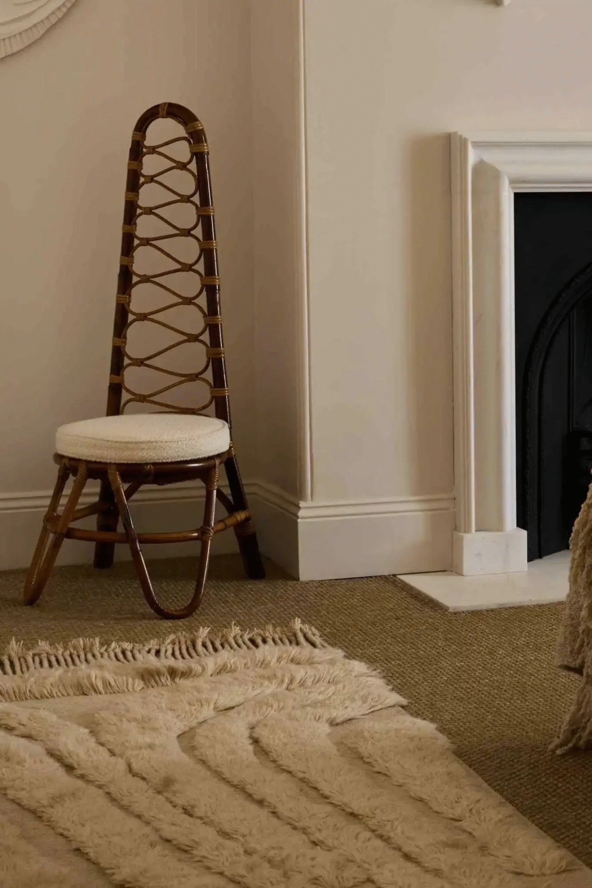 Colonnade No.04 Rug - Image 2