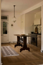 Colonnade No.09 Rug - Image 4