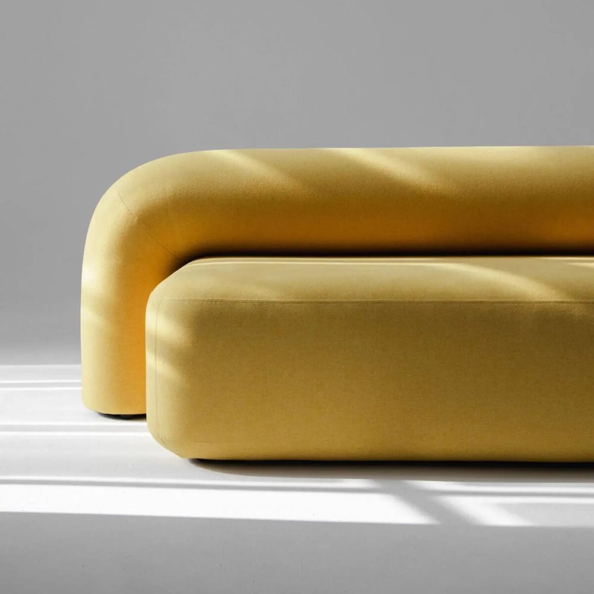 Moss 2400 Three‑Seat Sculptural Sofa - Image 2