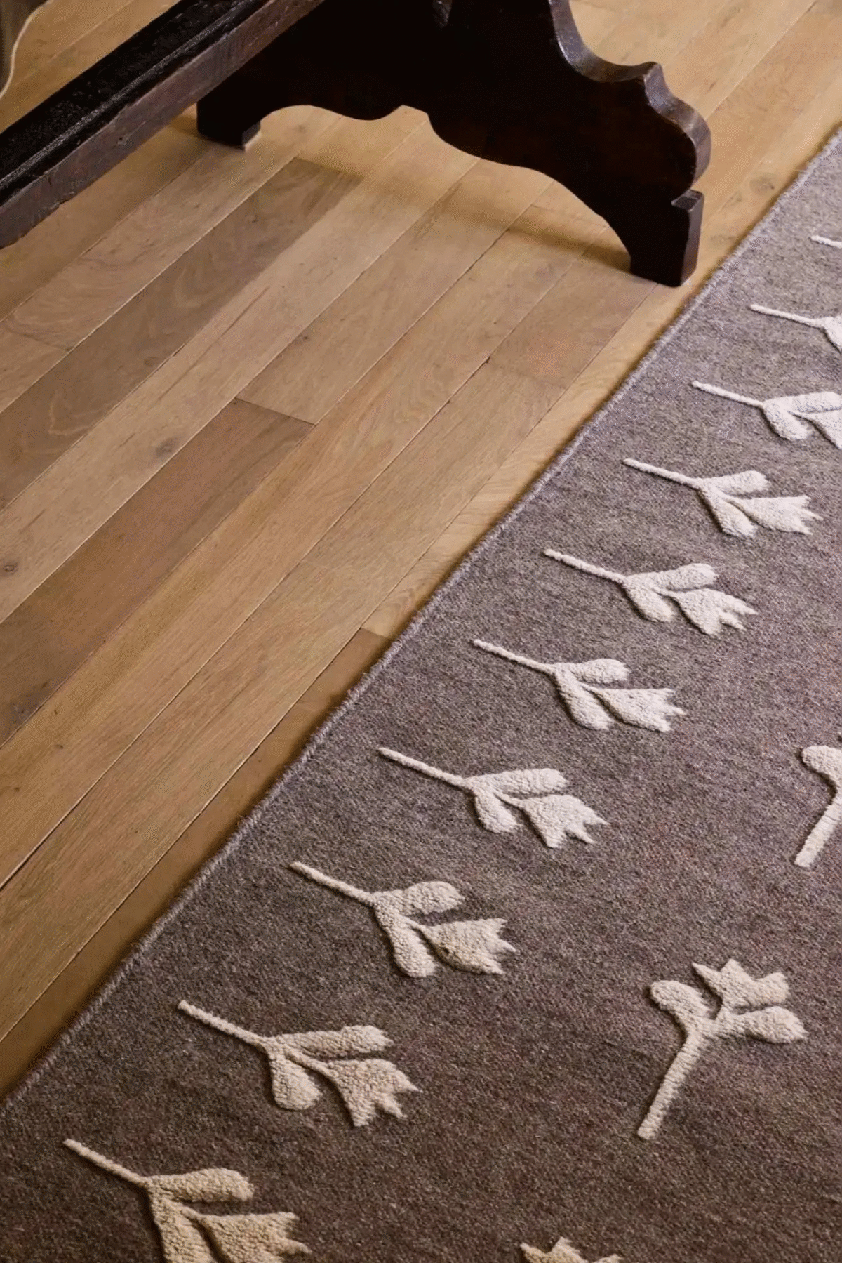 Colonnade No.09 Rug - Image 5